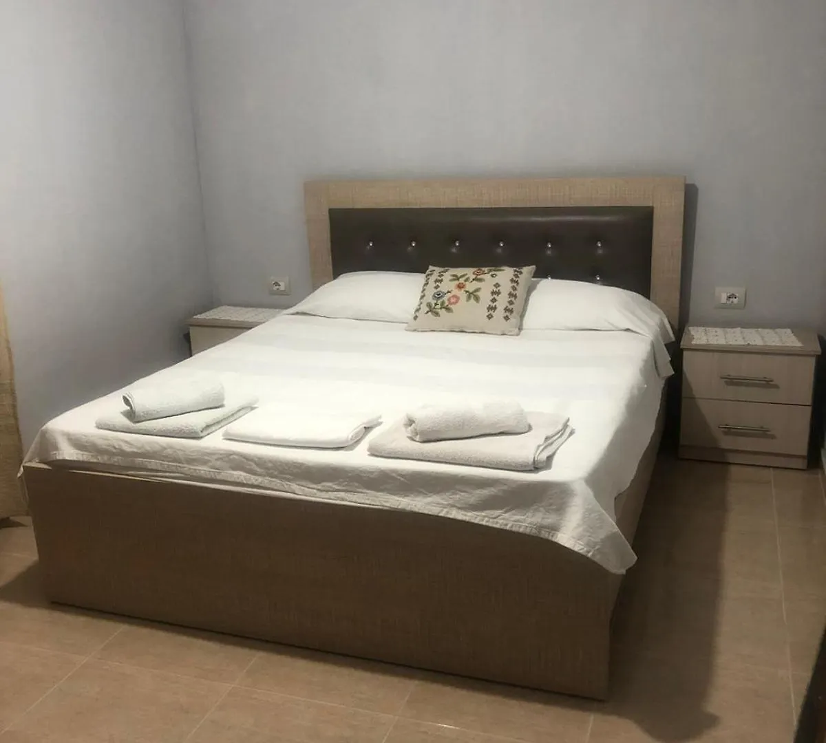 Andre'S Guest House Përmet Albanien